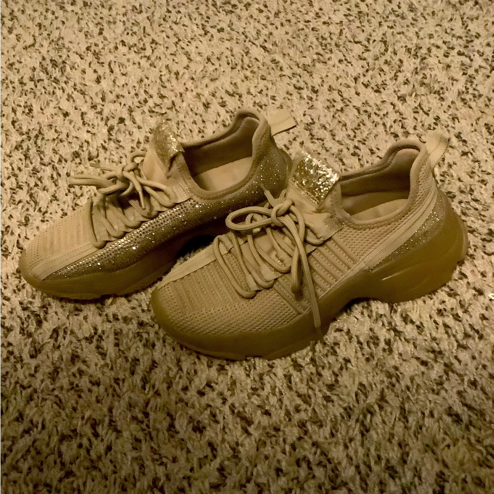 Steve Madden Sneakers